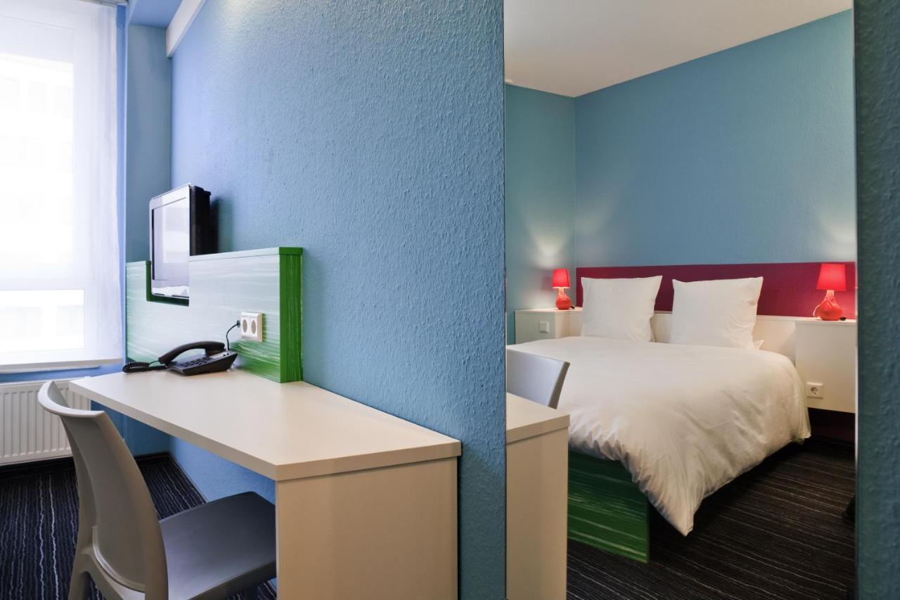 Ibis Styles Duesseldorf-Neuss Otel Oda fotoğraf